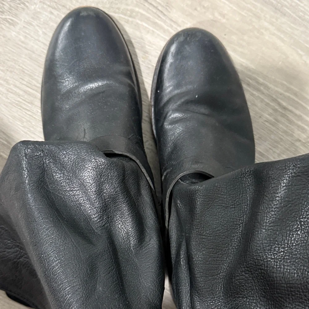 FRYE AND CO. Black Winter & Rain Boots - Picture 2 of 4